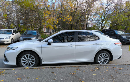 Toyota Camry, 2021 год, 3 300 000 рублей, 5 фотография