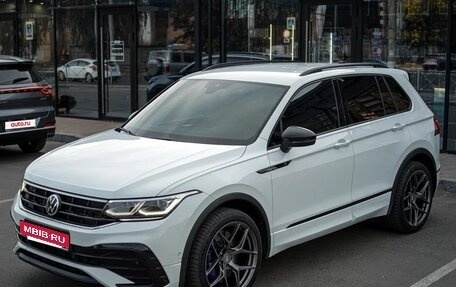 Volkswagen Tiguan II, 2021 год, 3 300 000 рублей, 2 фотография