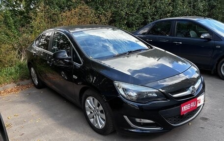 Opel Astra J, 2013 год, 800 000 рублей, 5 фотография