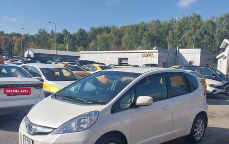 Honda Fit III, 2011 год, 1 100 000 рублей, 6 фотография