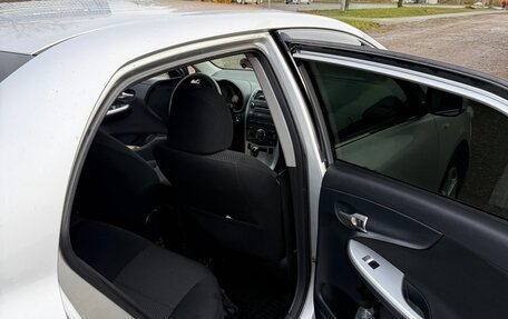 Toyota Corolla, 2012 год, 1 000 000 рублей, 9 фотография