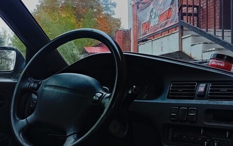 Mazda 323, 1996 год, 70 000 рублей, 5 фотография