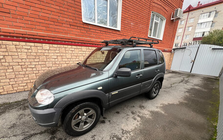 Chevrolet Niva I рестайлинг, 2017 год, 750 000 рублей, 8 фотография