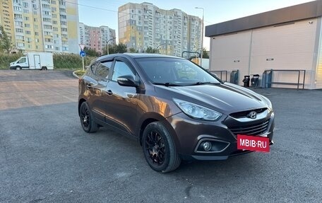 Hyundai ix35 I рестайлинг, 2012 год, 999 999 рублей, 4 фотография