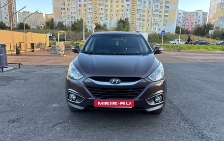 Hyundai ix35 I рестайлинг, 2012 год, 999 999 рублей, 3 фотография