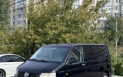 Volkswagen Transporter T5 рестайлинг, 2004 год, 827 000 рублей, 1 фотография