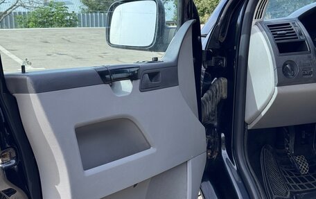 Volkswagen Transporter T5 рестайлинг, 2004 год, 827 000 рублей, 10 фотография