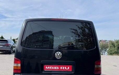 Volkswagen Transporter T5 рестайлинг, 2004 год, 827 000 рублей, 7 фотография