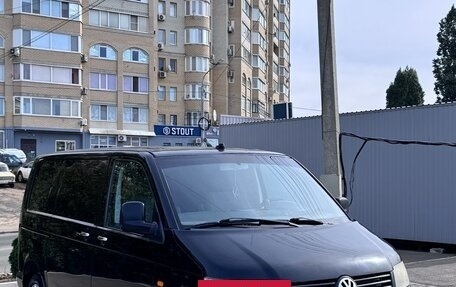 Volkswagen Transporter T5 рестайлинг, 2004 год, 827 000 рублей, 3 фотография