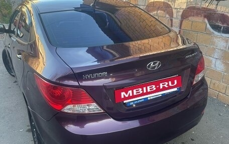 Hyundai Solaris II рестайлинг, 2011 год, 600 000 рублей, 6 фотография