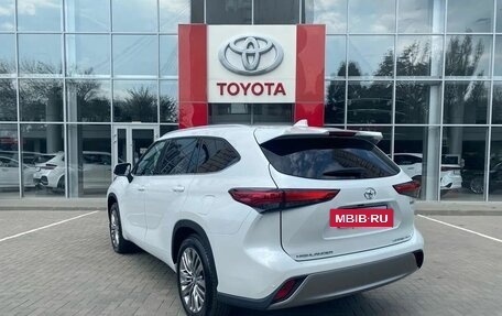 Toyota Highlander, 2026 год, 5 750 000 рублей, 7 фотография