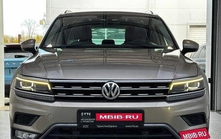 Volkswagen Tiguan II, 2017 год, 2 999 999 рублей, 2 фотография