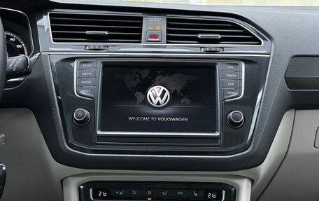 Volkswagen Tiguan II, 2017 год, 2 999 999 рублей, 15 фотография