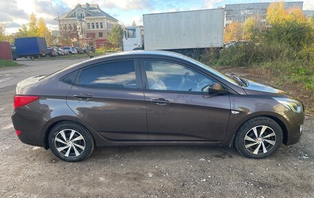Hyundai Solaris II рестайлинг, 2016 год, 960 000 рублей, 3 фотография