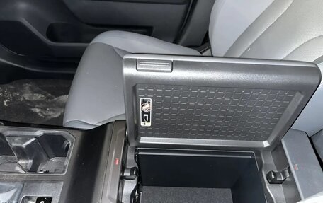 Toyota RAV4, 2026 год, 4 500 000 рублей, 9 фотография