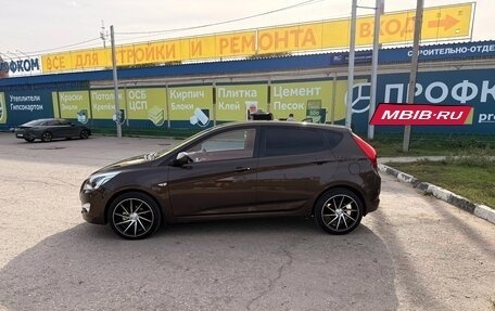 Hyundai Solaris II рестайлинг, 2016 год, 1 140 000 рублей, 4 фотография