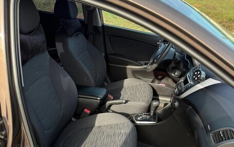 Hyundai Solaris II рестайлинг, 2016 год, 1 140 000 рублей, 20 фотография