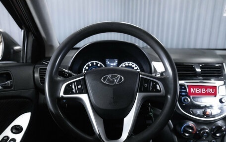 Hyundai Solaris II рестайлинг, 2011 год, 549 000 рублей, 12 фотография