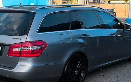 Mercedes-Benz E-Класс, 2009 год, 920 000 рублей, 9 фотография