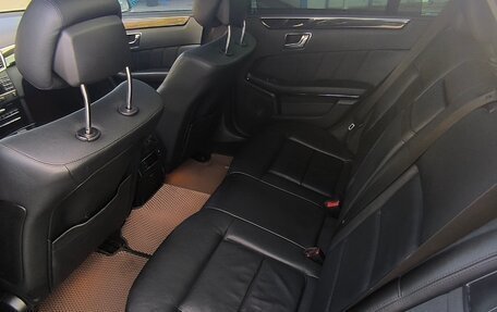 Mercedes-Benz E-Класс, 2009 год, 920 000 рублей, 21 фотография