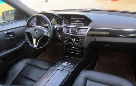 Mercedes-Benz E-Класс, 2009 год, 920 000 рублей, 15 фотография