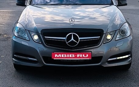 Mercedes-Benz E-Класс, 2009 год, 920 000 рублей, 12 фотография