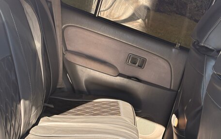 Toyota Hilux Surf III рестайлинг, 2000 год, 950 000 рублей, 9 фотография