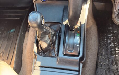 Toyota Hilux Surf III рестайлинг, 2000 год, 950 000 рублей, 3 фотография