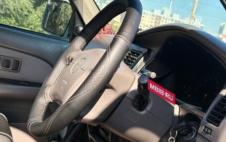 Toyota Hilux Surf III рестайлинг, 2000 год, 950 000 рублей, 14 фотография