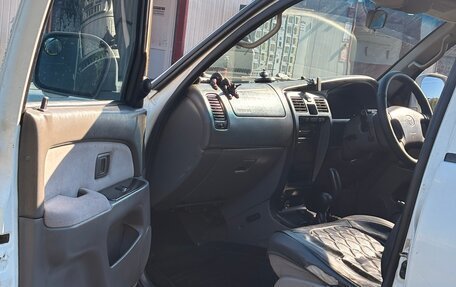 Toyota Hilux Surf III рестайлинг, 2000 год, 950 000 рублей, 17 фотография