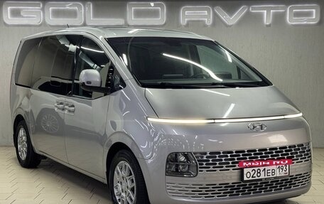 Hyundai Staria, 2021 год, 3 650 000 рублей, 3 фотография
