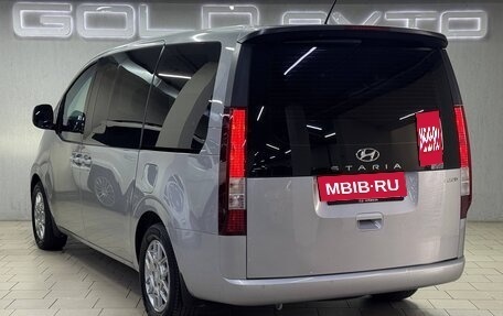 Hyundai Staria, 2021 год, 3 650 000 рублей, 6 фотография