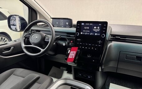 Hyundai Staria, 2021 год, 3 650 000 рублей, 10 фотография
