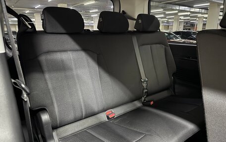 Hyundai Staria, 2021 год, 3 650 000 рублей, 35 фотография