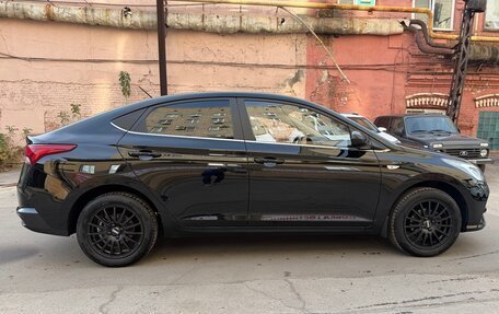 Hyundai Solaris II рестайлинг, 2022 год, 1 850 000 рублей, 8 фотография