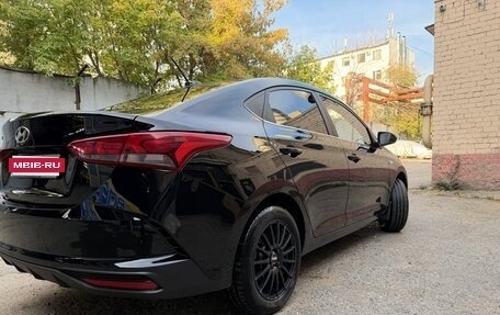 Hyundai Solaris II рестайлинг, 2022 год, 1 850 000 рублей, 6 фотография