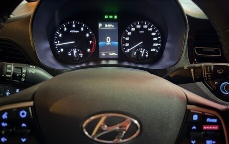 Hyundai Solaris II рестайлинг, 2022 год, 1 850 000 рублей, 19 фотография