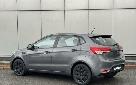 KIA Rio III рестайлинг, 2015 год, 1 099 000 рублей, 2 фотография