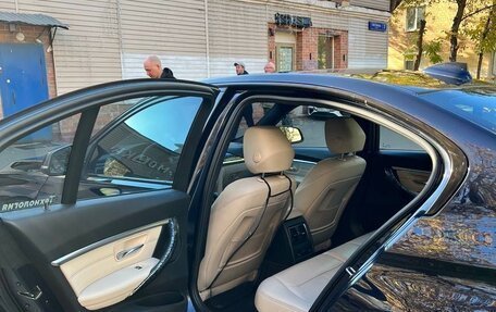 BMW 3 серия, 2017 год, 2 450 000 рублей, 14 фотография