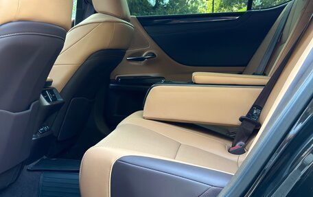 Lexus ES VII, 2019 год, 5 790 000 рублей, 33 фотография