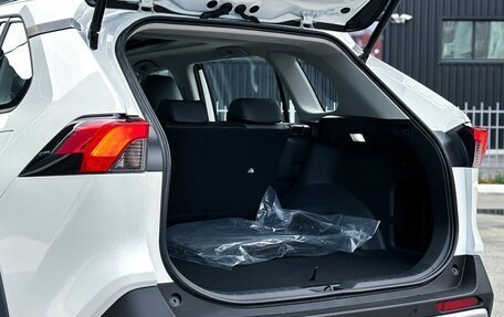 Toyota RAV4, 2024 год, 4 150 000 рублей, 5 фотография