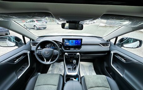 Toyota RAV4, 2024 год, 4 150 000 рублей, 19 фотография