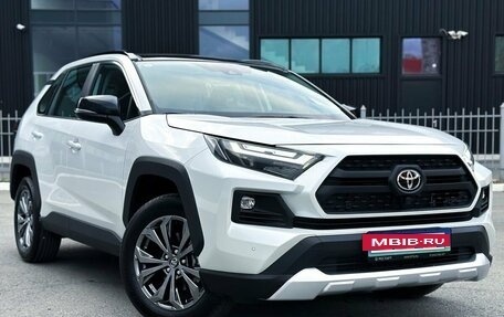 Toyota RAV4, 2024 год, 4 150 000 рублей, 14 фотография