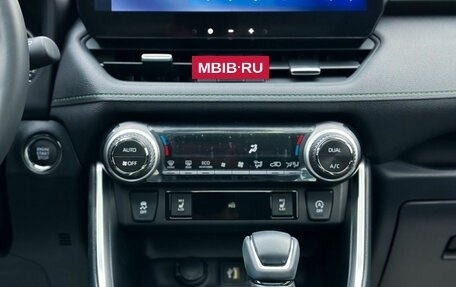 Toyota RAV4, 2024 год, 4 150 000 рублей, 22 фотография