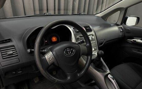 Toyota Auris II, 2008 год, 549 999 рублей, 9 фотография