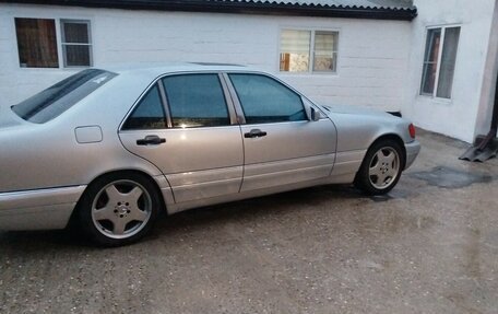 Mercedes-Benz S-Класс, 1995 год, 670 000 рублей, 1 фотография