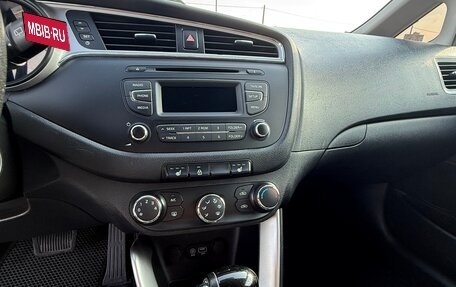 KIA cee'd III, 2016 год, 995 000 рублей, 18 фотография