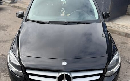 Mercedes-Benz B-Класс, 2015 год, 1 550 000 рублей, 4 фотография