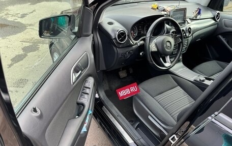 Mercedes-Benz B-Класс, 2015 год, 1 550 000 рублей, 16 фотография