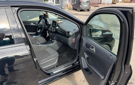Mercedes-Benz B-Класс, 2015 год, 1 550 000 рублей, 23 фотография